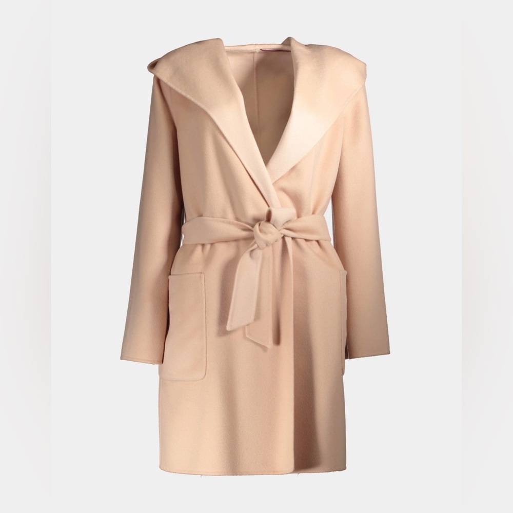 MaxMara Luxurious Pink Coat